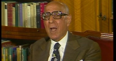 زكى نجيب محمود.. سحر الأسلوب وراهنية&nbsp;الموضوع